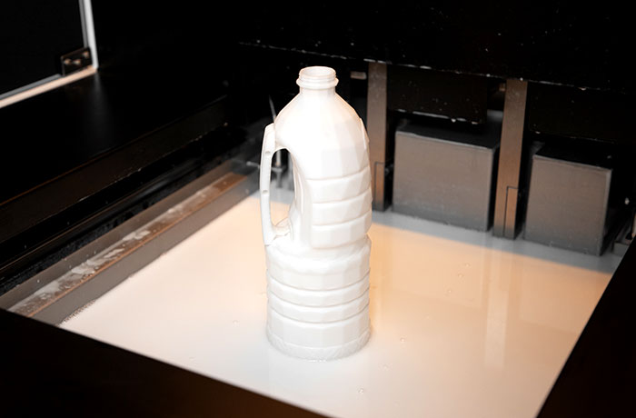 a bottle prototype in the 3D printing machine
